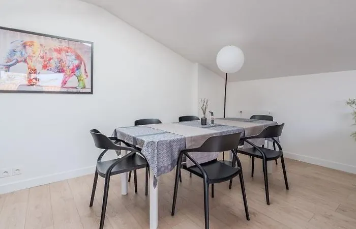 Appartement 4 Etoiles Calme, 3 Chambres, Clim, Terrasse & Parking Blagnac